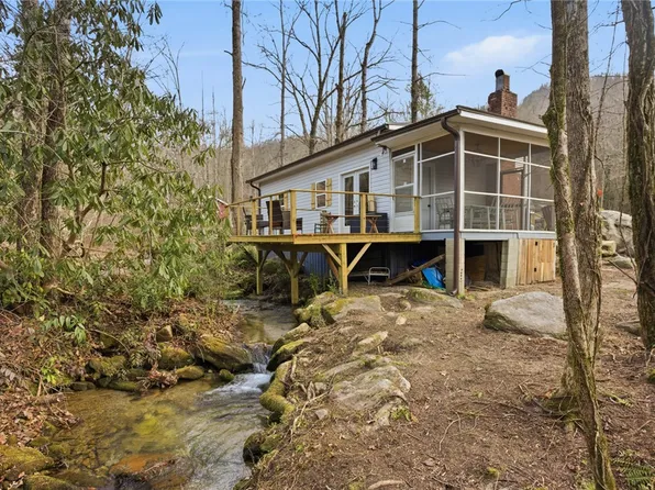 401 Rocky Bottom Rd, Sunset, SC 29685