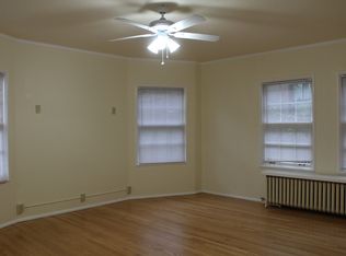 White Apartments, Portland, OR 97209