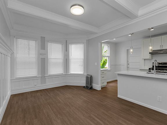 2nd image of 2128 Van Ness Ave APT 304
