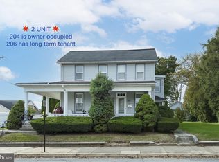 204-206 N Barbara St, Mount Joy, PA 17552