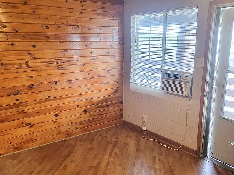 4545-4567 Morrison Rd — Photo 7