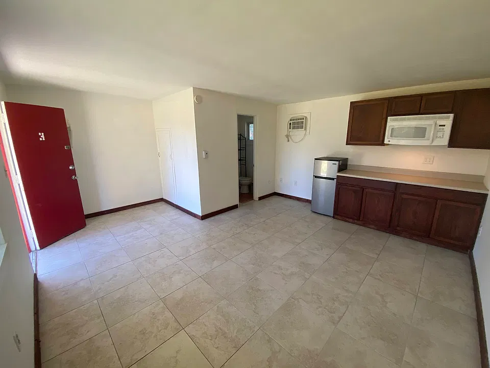 6259 Paradise Valley Rd #103