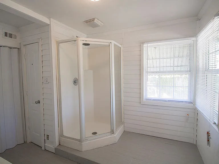 301 W Forest Ave — Photo 19