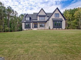 270 McBride Rd, Fayetteville, GA 30215