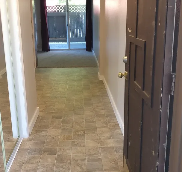 3304 Nassau St — Photo 7
