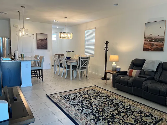 230 S San Fernando Ln — Photo 6