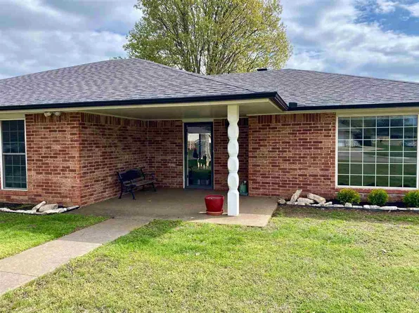 1702 Wilshire Dr, Duncan, OK 73533