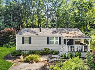 117 Woodland Dr, Lunenburg, MA 01462