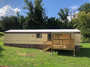 29 Mid Town Cir, Honaker, VA 24260