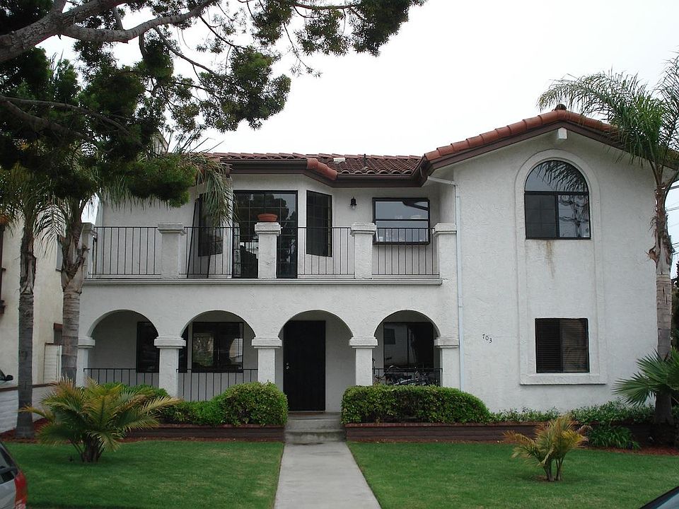 Front of complex (on Agate Street)