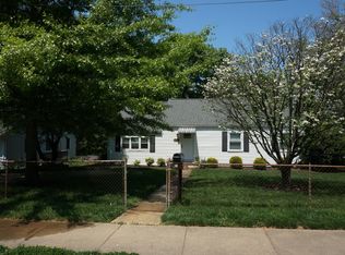 7332 Paxton Rd, Falls Church, VA 22043