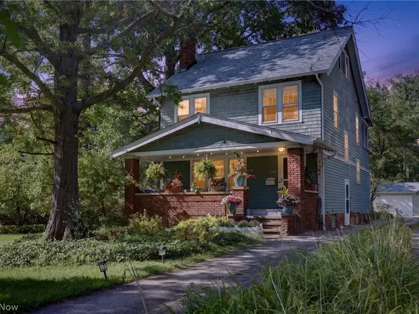 3389 E Monmouth Rd, Cleveland Heights, OH 44118