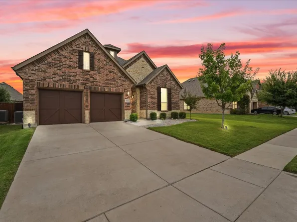 4708 Periwinkle Dr, Mansfield, TX 76063