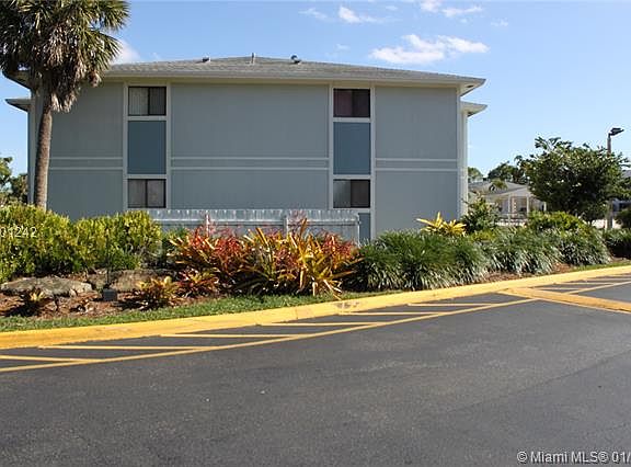 3rd image of 9701 Hammocks Blvd APT 204A