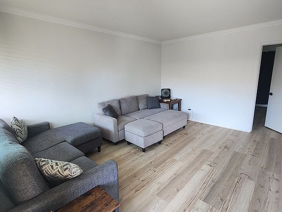 2nd image of 3932 9th Ave Unit 17