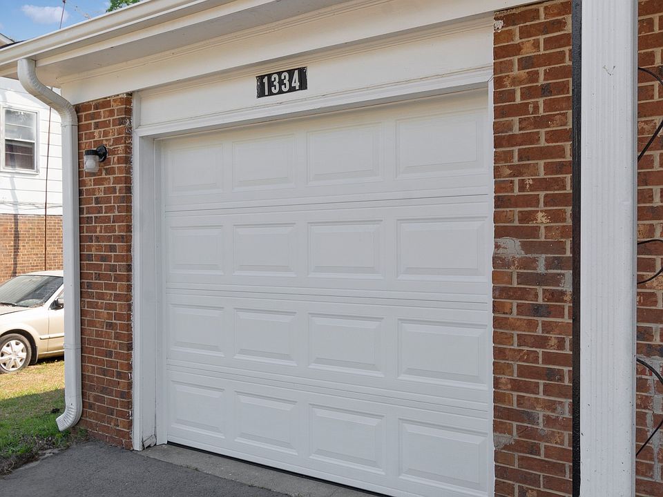 1st image of 1334 Chilton Dr