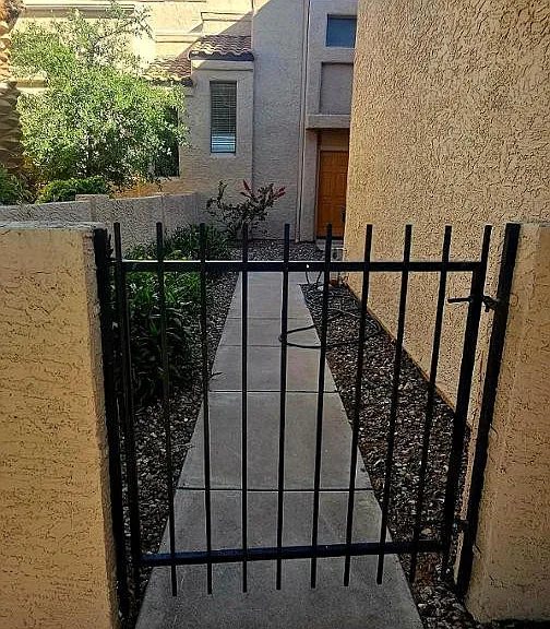333 E Lilac Dr — Photo 21