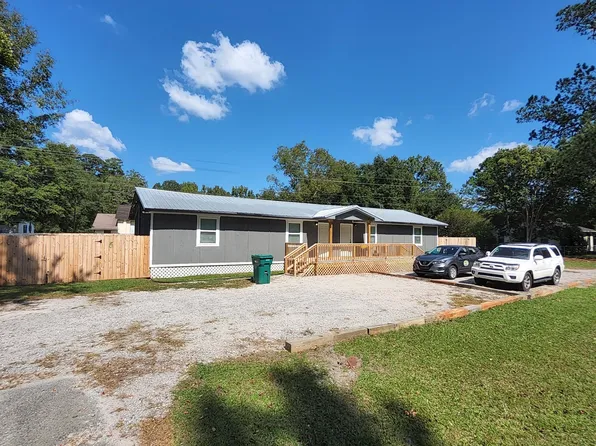 315 E Clark St, Pinewood, SC 29125