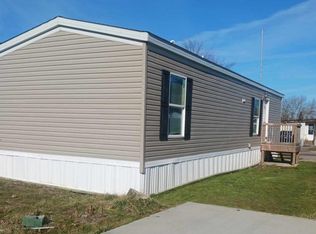 2008 Oriole Dr, Ashtabula, OH 44004