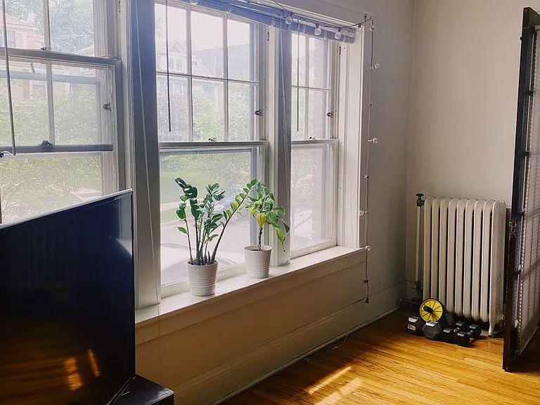 2212 Girard Ave. S — Photo 33