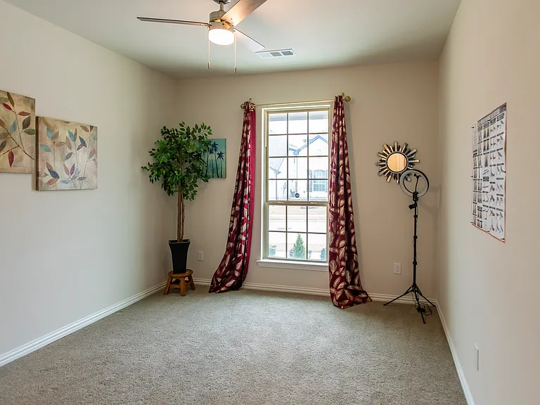 1700 Hydrangea Ln — Photo 33