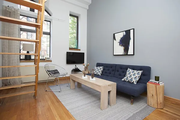 Rented by Corcoran | media 23