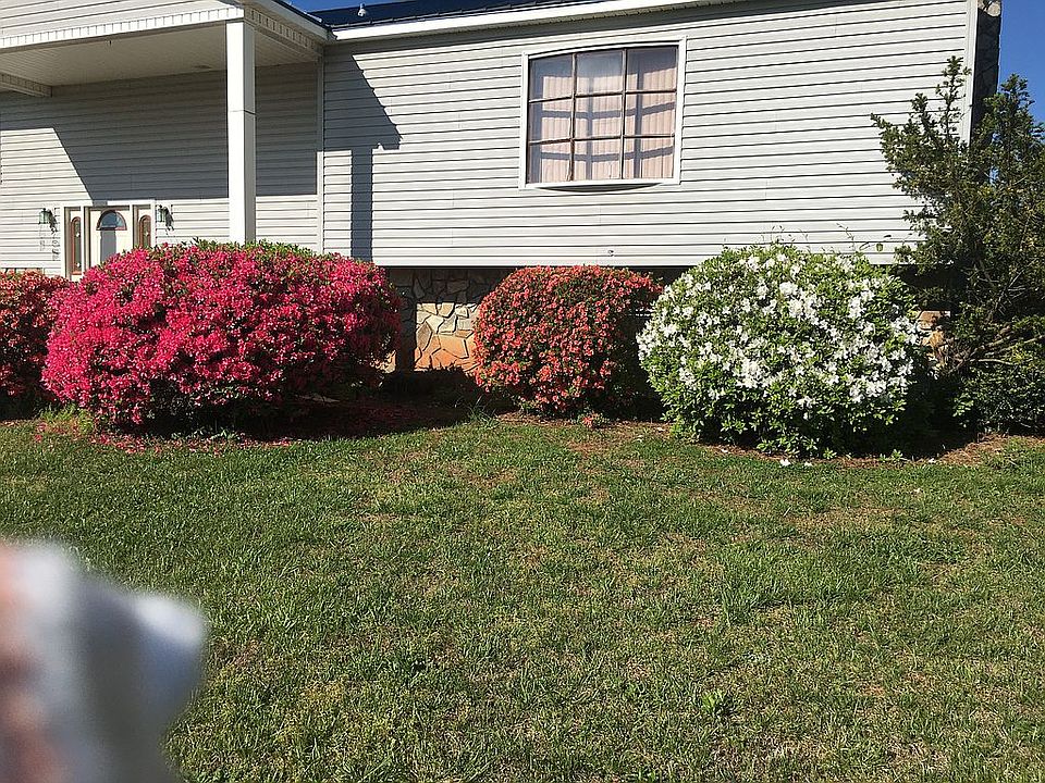 2nd image of 1384 Musket Dr