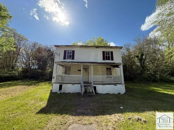 9 N Jackson St, Martinsville, VA 24112