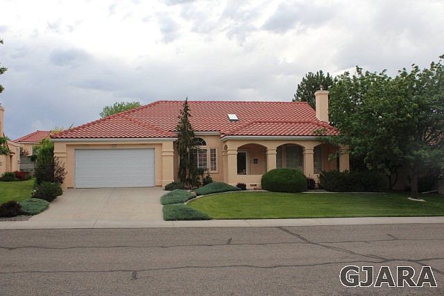 1st image of 2555 El Corona Dr