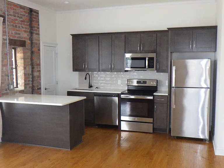 100 N Raiford St #300 — Photo 2