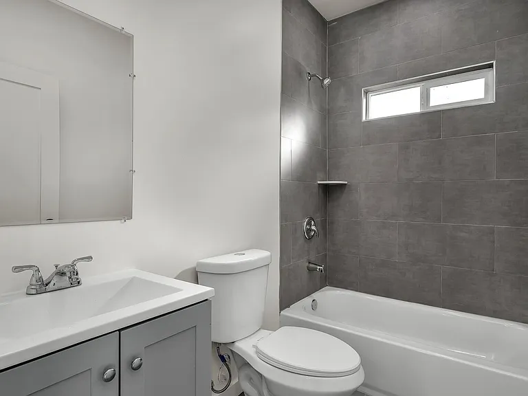 5842 Denver Ave — Photo 11