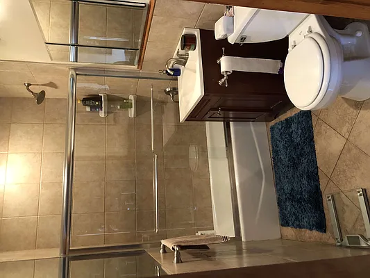 Rented by OvCo Realty | media 29