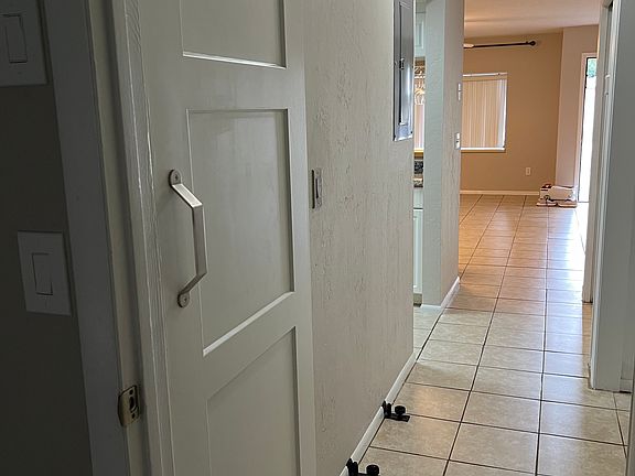 5th image of 3629 NE 20th Pl #3629