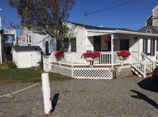 40 River Ave, Hampton, NH 03842