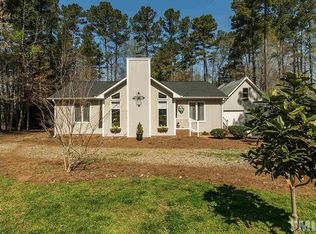 513 Robinson Dr, Wake Forest, NC 27587