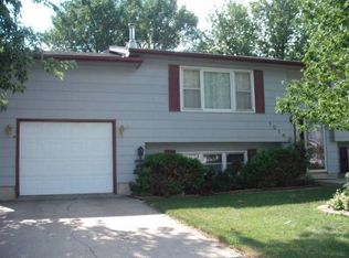 1016 S Wabash Ave, Hastings, NE 68901