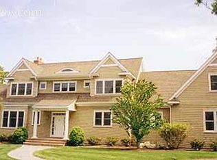 11 Hilltop Ln, East Hampton, NY 11937