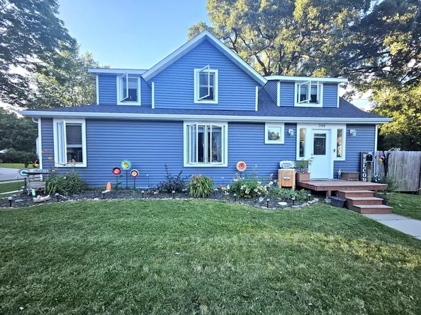 240 Shaubut St, Mankato, MN 56001