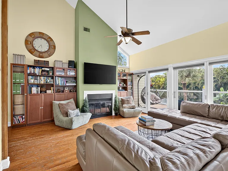 13074 La Mirada Cir — Photo 30