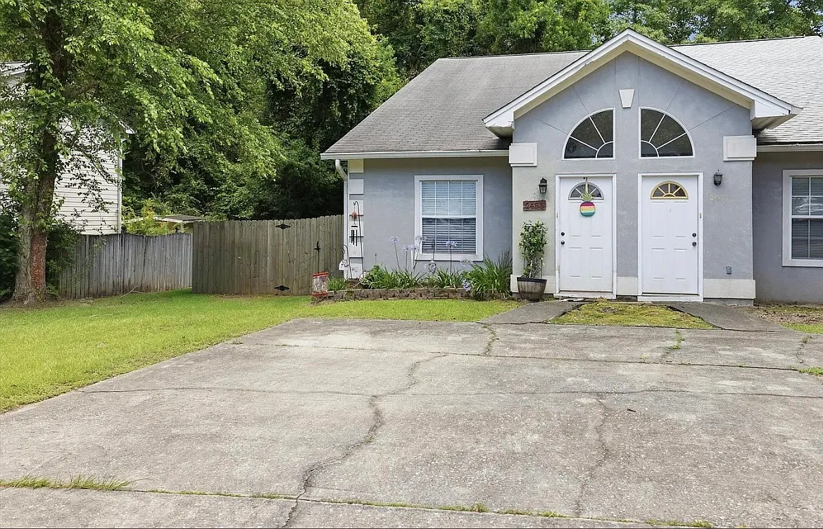 2 bed, 1308 sqft, $1,800 — Photo 3