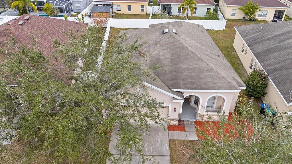 3 bed, 2.0 bath, 1882 sqft, $2,800 — Photo 3