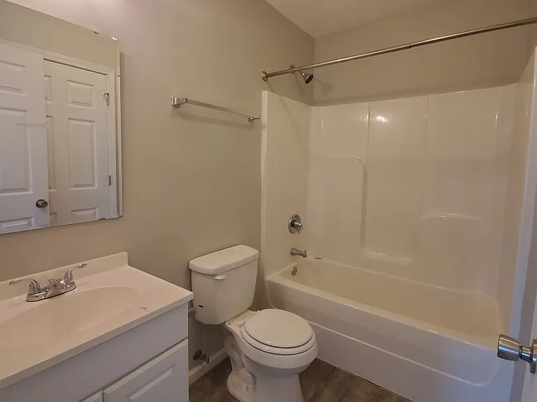207 Jenna Ave — Photo 22