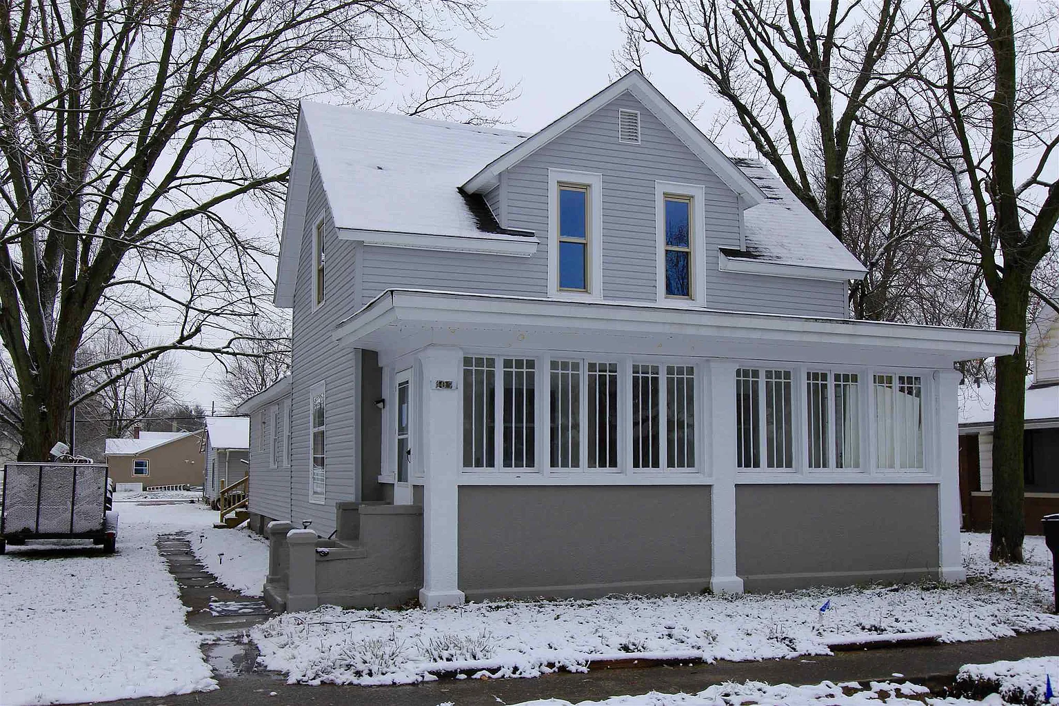 107 N Henry St photo 1