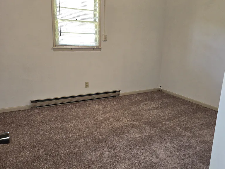 1540 Willoughby Dr — Photo 8