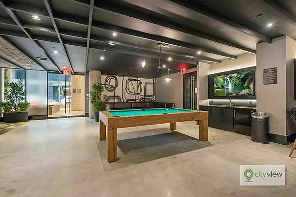 Rented by The KCI Group | media 94