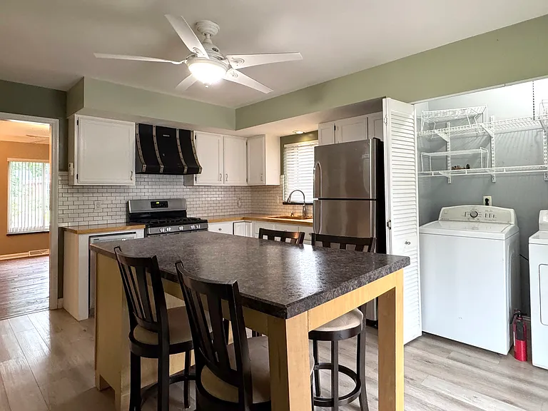 1630 S Walnut Ln — Photo 11