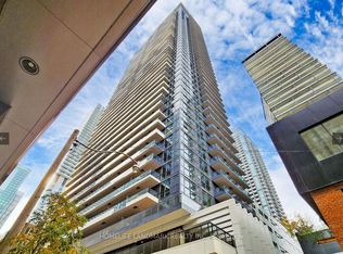 38 Widmer St #805, Toronto, ON M5V 1X1