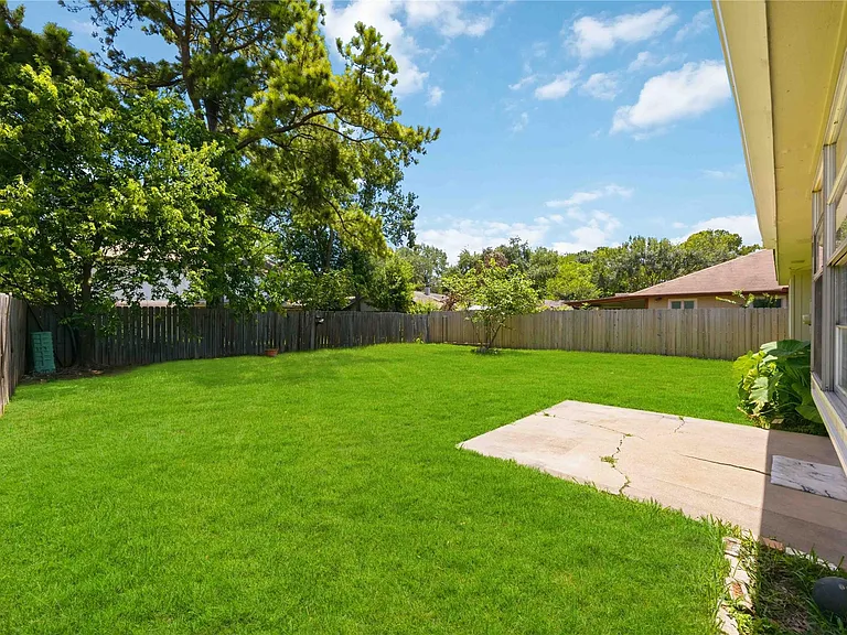 1131 Rock Canyon Dr — Photo 7