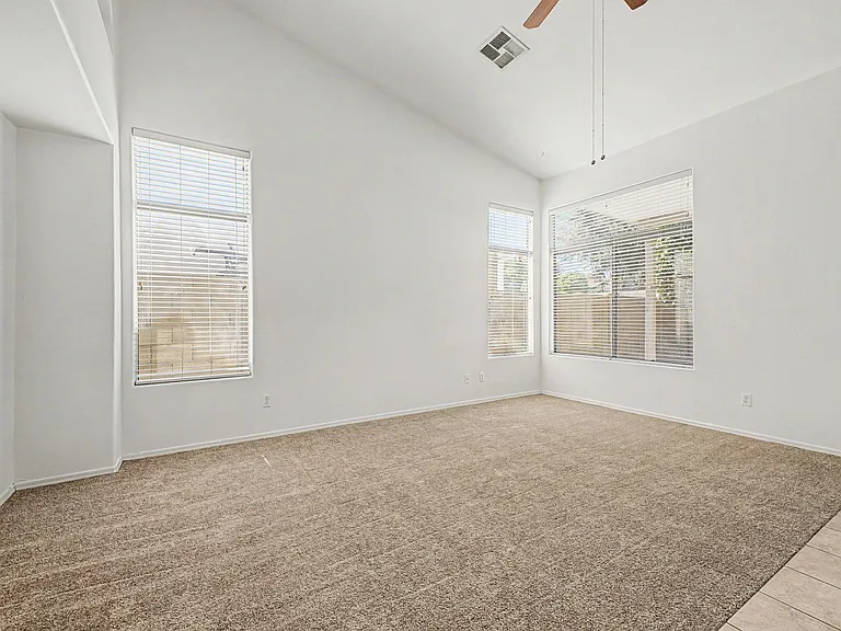 4432 E Meadow Dr — Photo 9