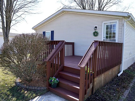 2nd image of 51 Dove Ave